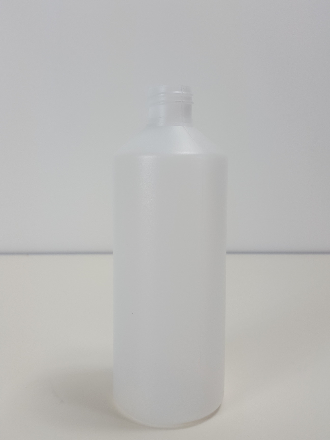 Image of Job Lot 4000 HDPE Plastic Bottles - 5l Pump, 2.5l, 1l Spray, 500ml, 50ml 