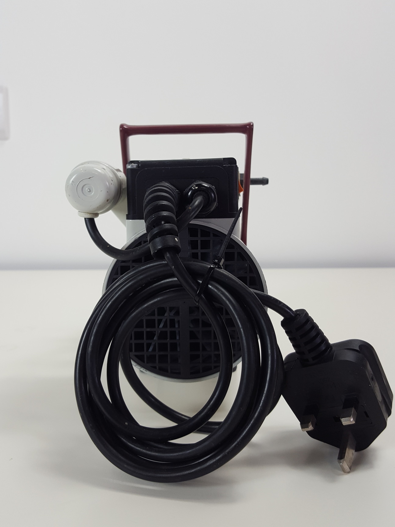 Image of KNF Neuberger PM16209-022 Portable Vacuum Pump Lab