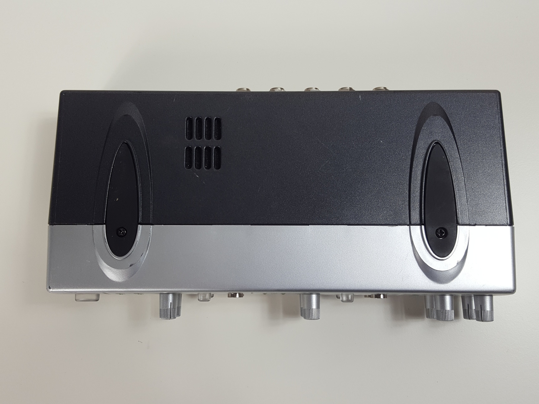 Image of Behringer Mini Amp 4 Channel Headphone Amp Model AMP800