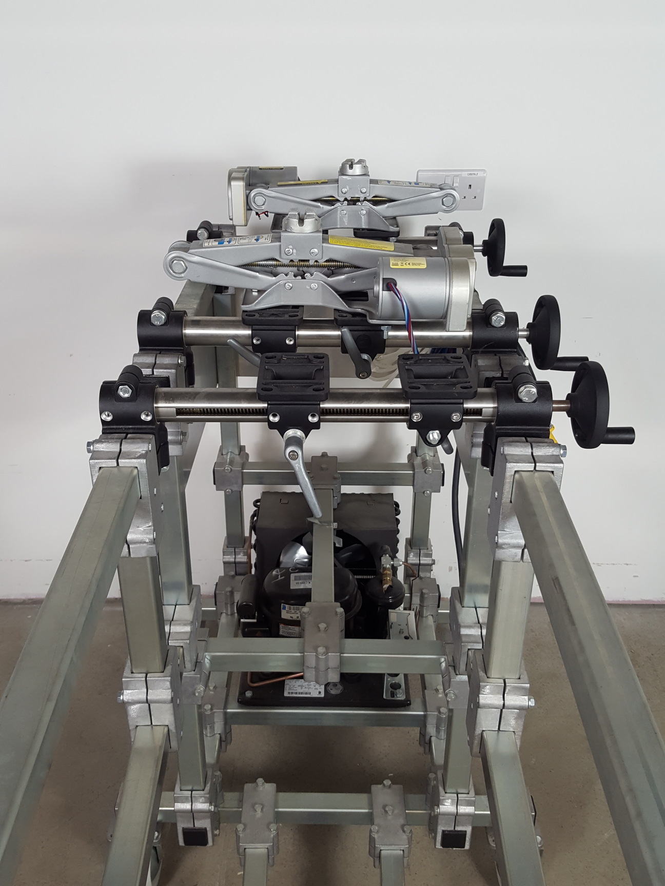 Image of Physics Equipment Mounting & Alignment Set + Compressor Lab Ranco Movie Prop