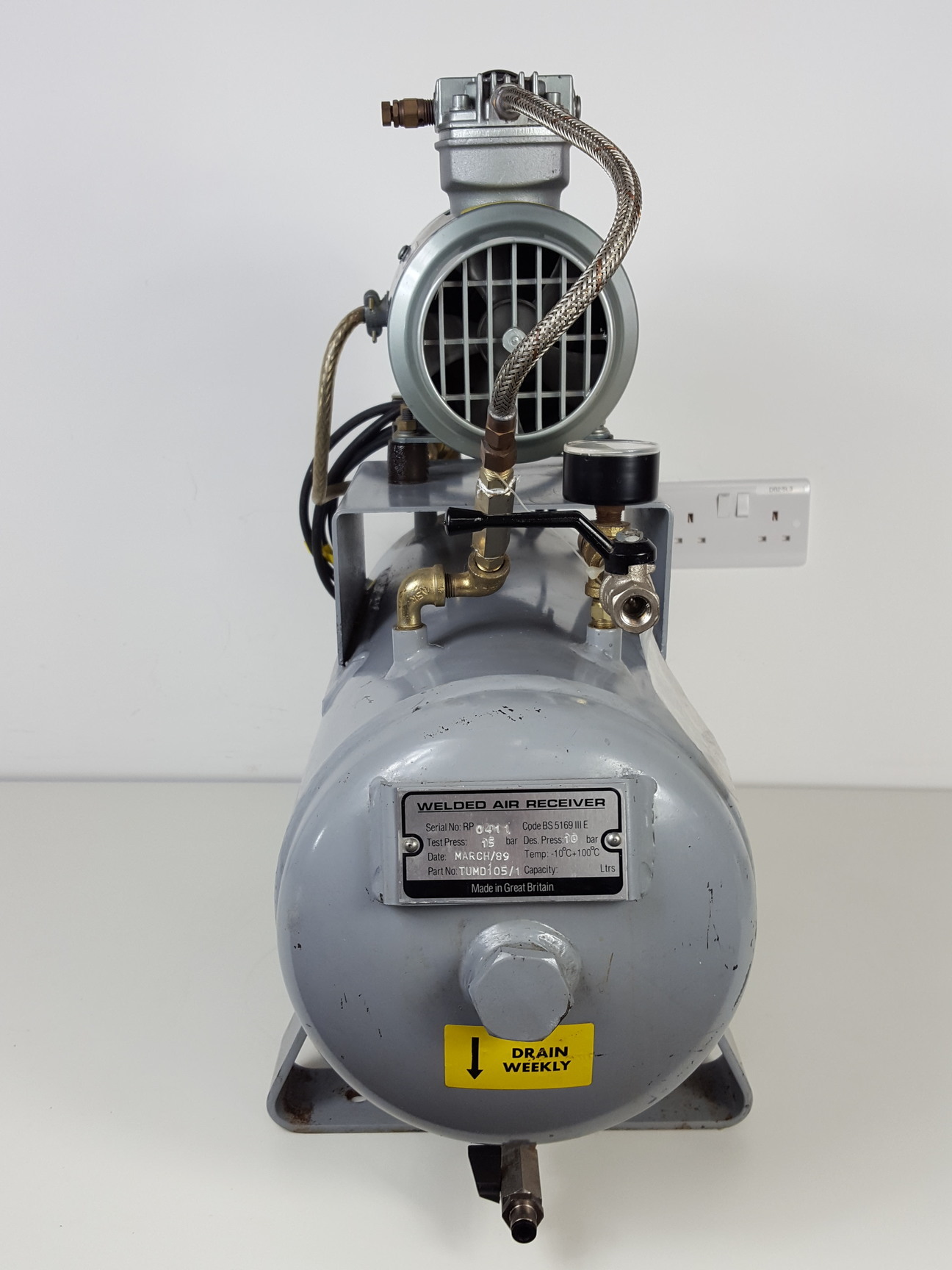 Image of GAST Model 1HAE-700C-P16YB-1 Air Compressor 1425rpm/50hz/1ph