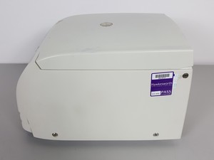 Thumbnail image of VWR Micro Star 17 Laboratory Centrifuge + 24-Tube Rotor Lab