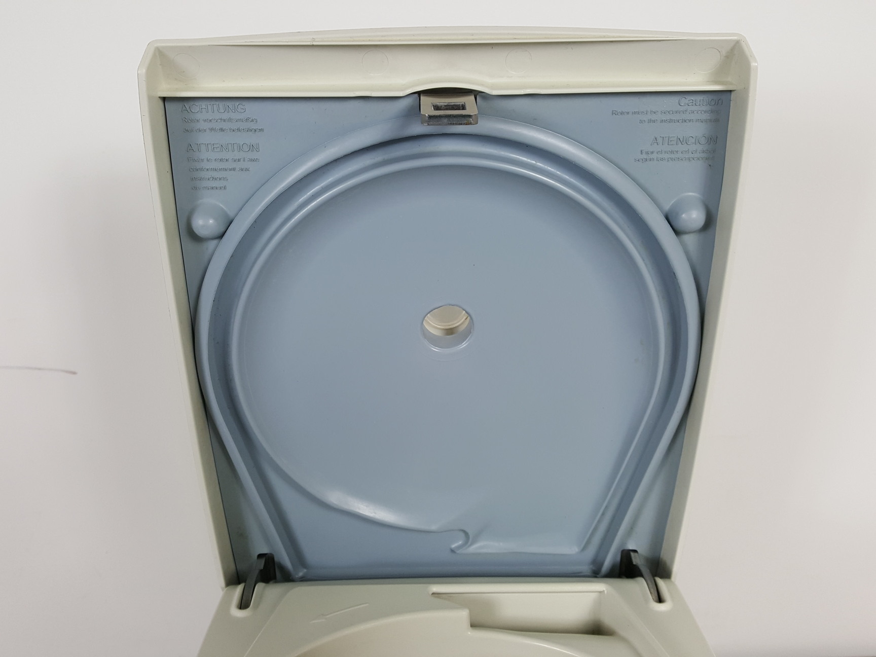 Image of VWR Micro Star 17 Laboratory Centrifuge + 24-Tube Rotor Lab