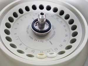 Thumbnail image of VWR Micro Star 17 Laboratory Centrifuge + 24-Tube Rotor Lab