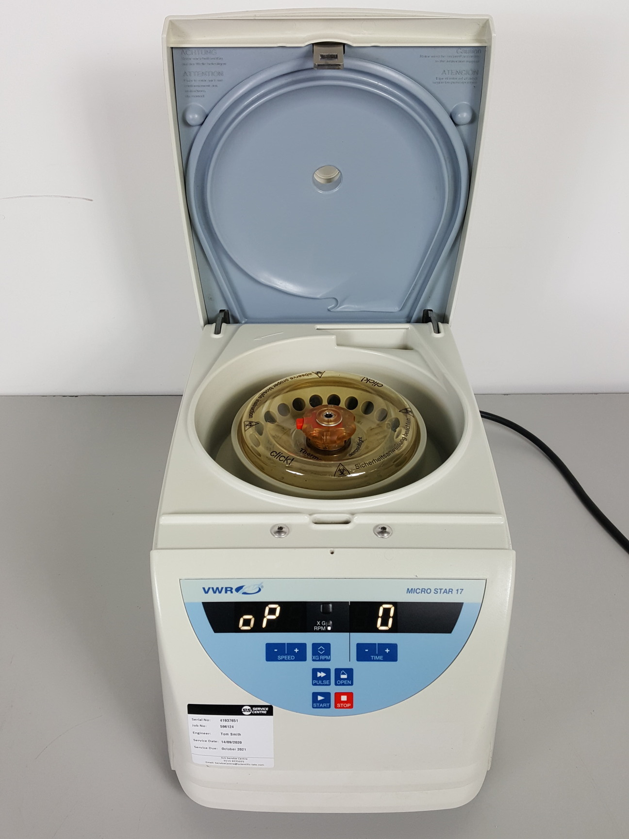 Image of VWR Micro Star 17 Laboratory Centrifuge + 24-Tube Rotor Lab