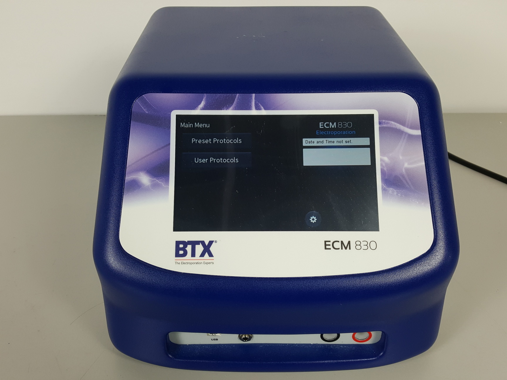 Image of BTX ECM 830 Square Wave Electroporation System Cat No 45-0662 Lab - 2018