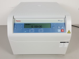 Thumbnail image of Thermo Scientific Heraeus Megafuge 8 Lab Centrifuge w/ 4500rpm Rotor Lab, 2018