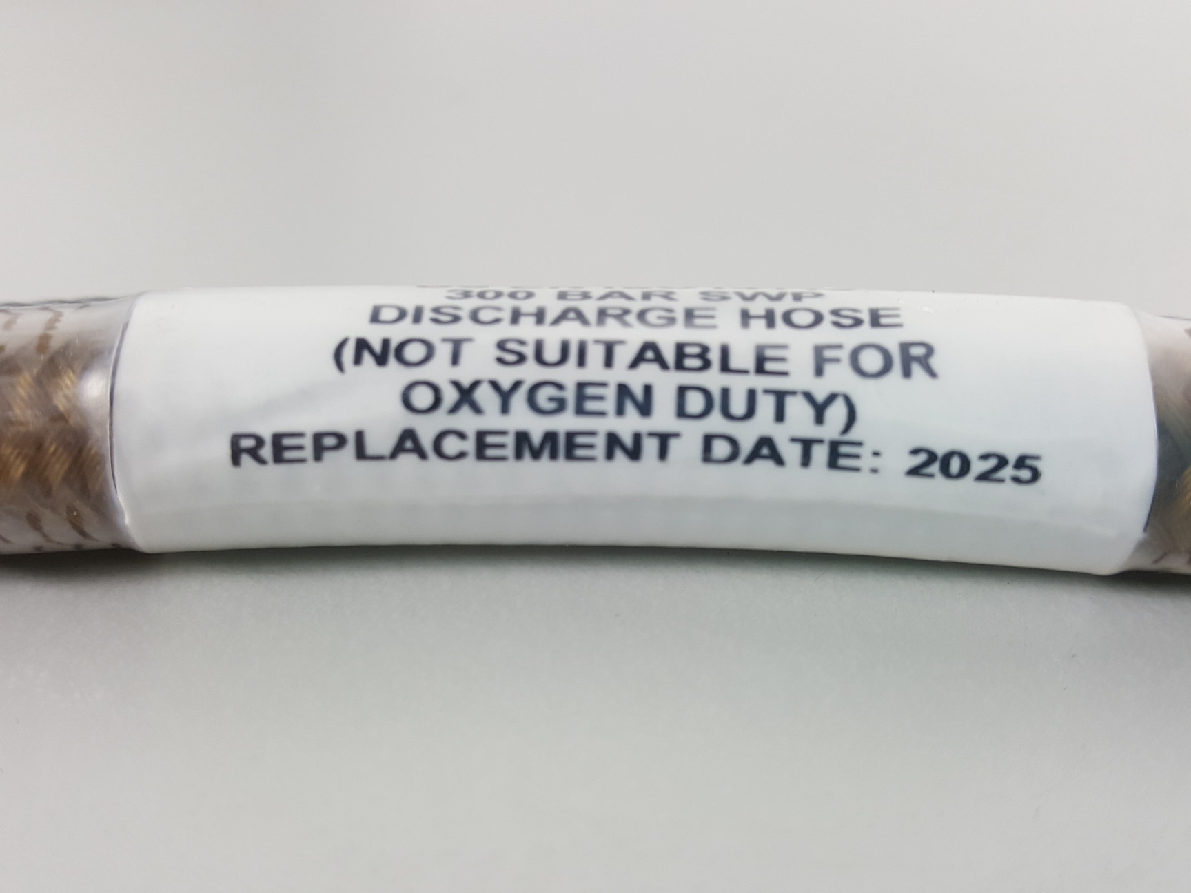 Image of Gas Arc Group BS EN ISO14113 300 Bar SWP Discharge hose Part no. GCS06134 Lab