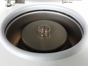 Thumbnail image of Hettich Zentrifugen Mikro 220 Micro Centrifuge + 18000rpm 24x3g Tube Rotor Lab