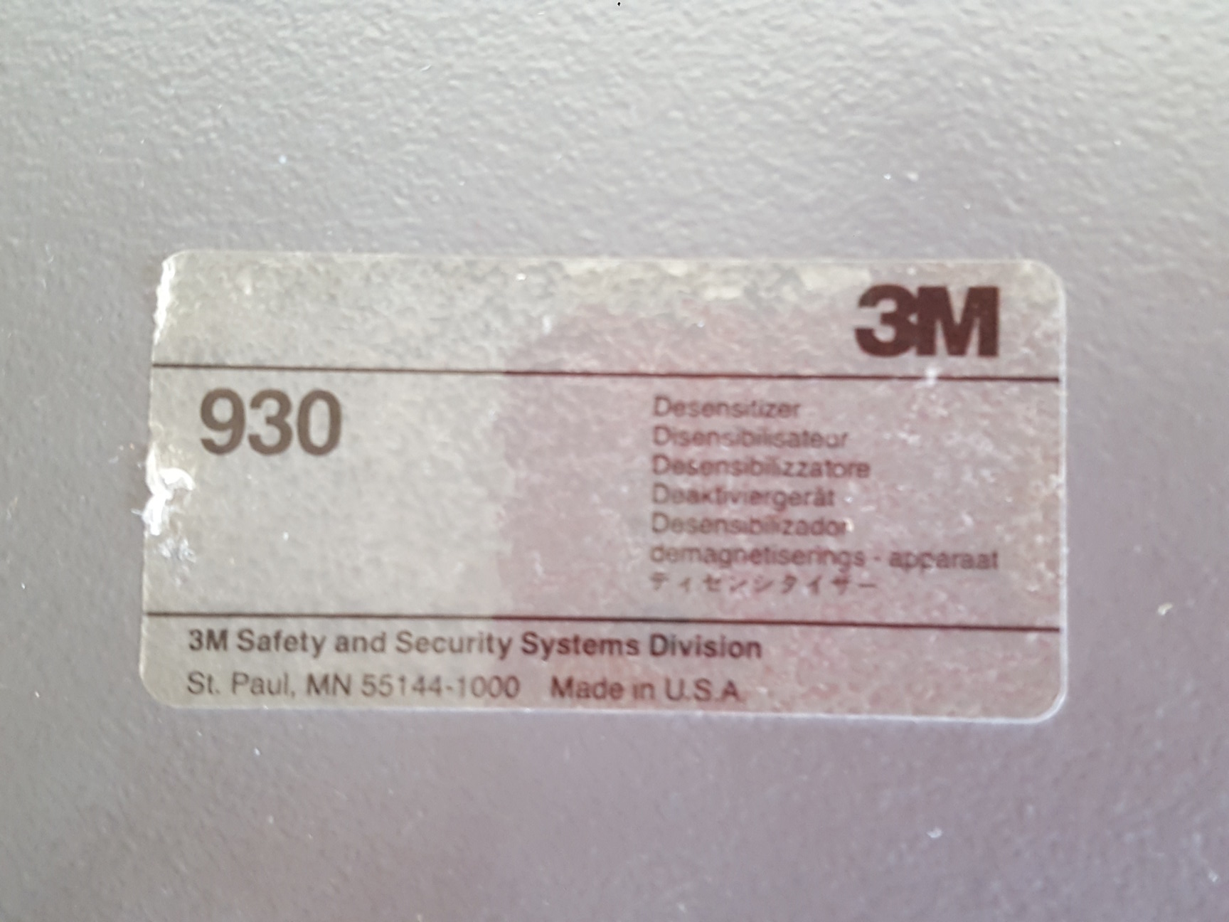 Image of 3M Electromagnetic Desensitizer Model 930 For Library System