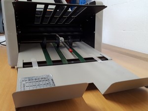 Thumbnail image of Martin Yale AutoFolder Model UK1217 Electronic Paper Folder 1217A