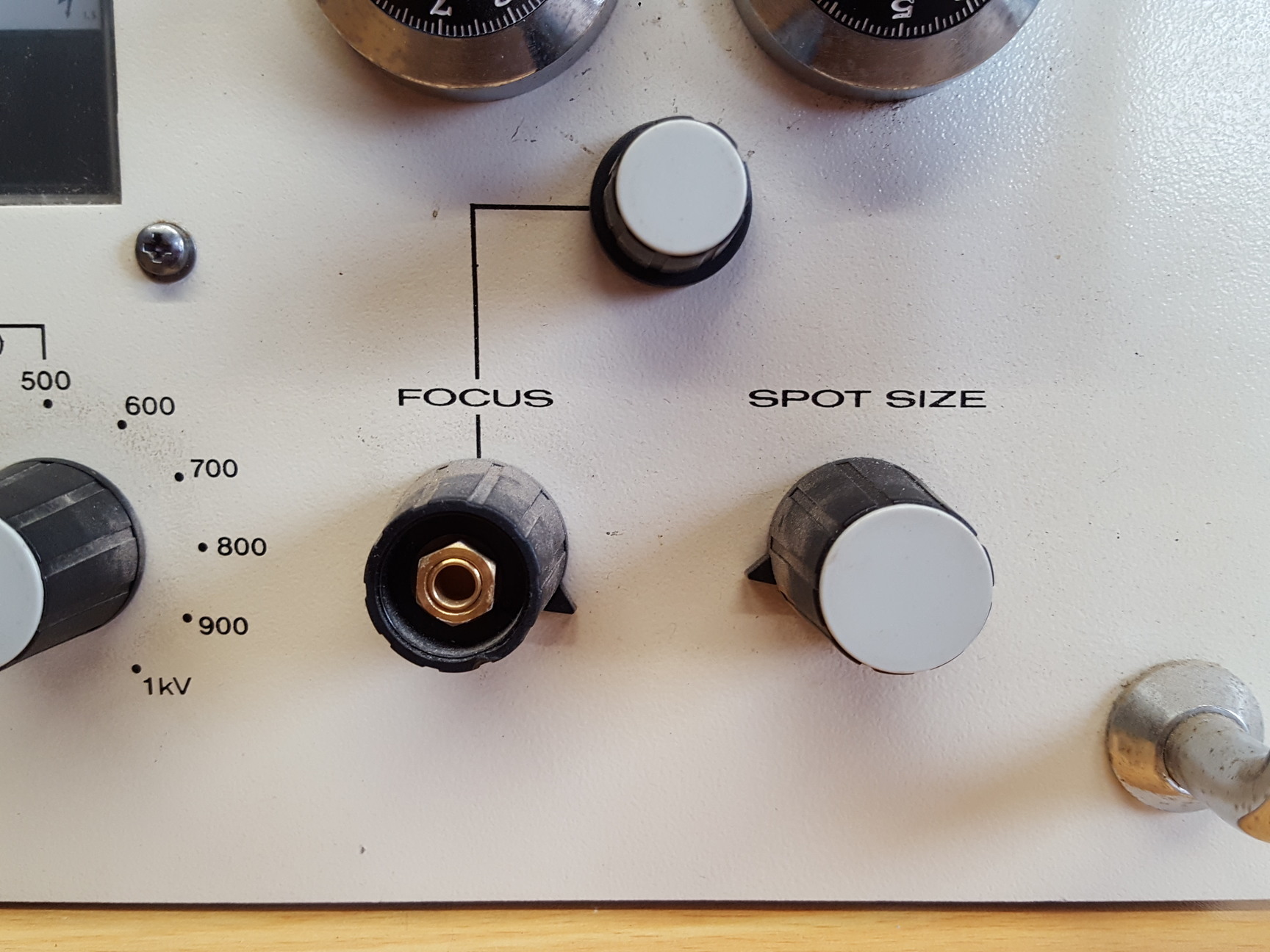 Image of V.G. Electronics Ltd Model 400 Gun Power Supply Lab
