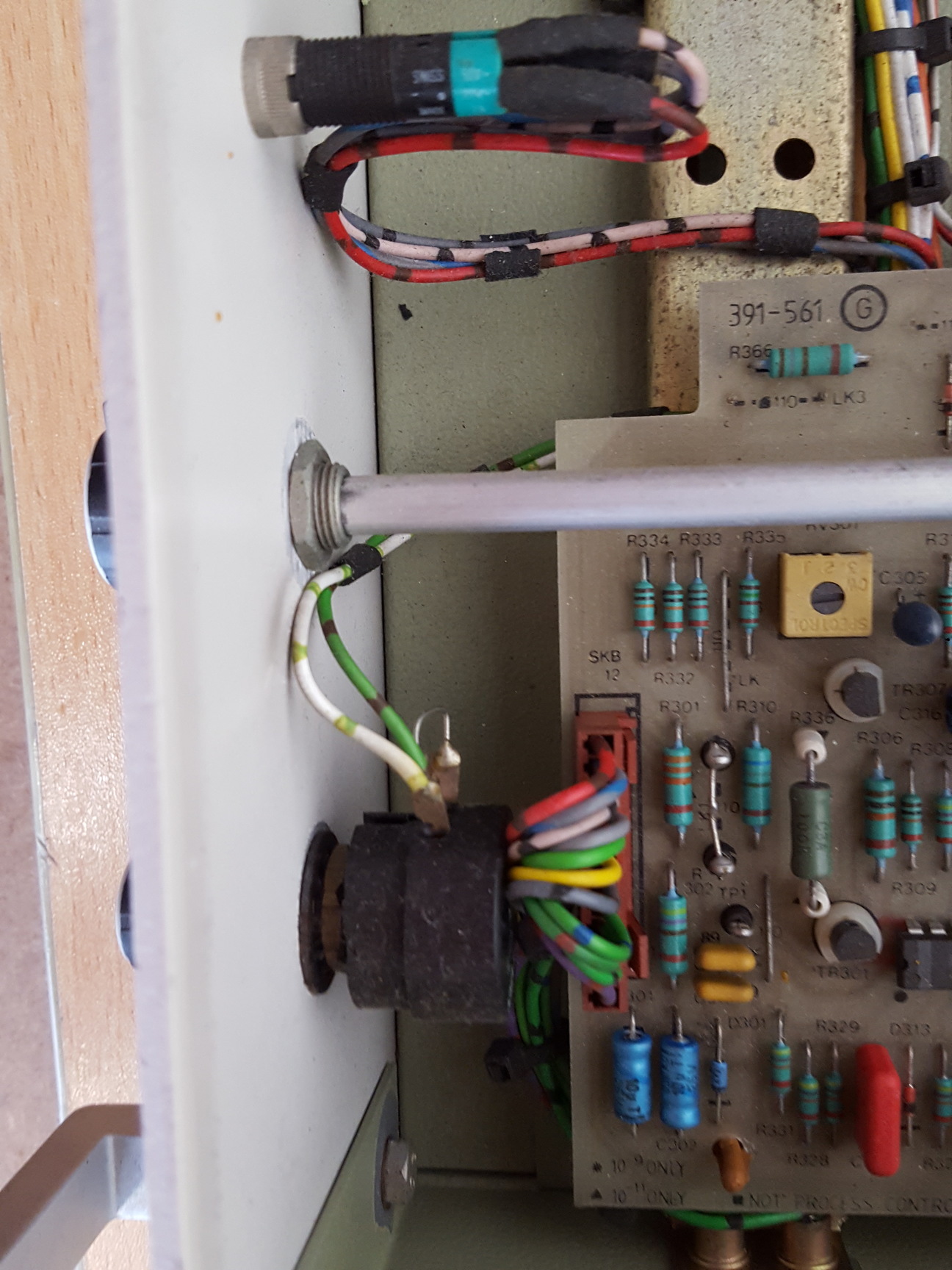 Image of V.G. Electronics Ltd Model IGC 21 Ion Gauge Controller Lab Vacuum