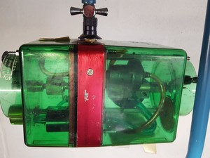 Thumbnail image of Bird Corporation Mark 8 Respirator & Stand Lab Pulmonary Performance 