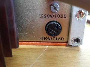 Thumbnail image of Leybold-Heraeus Ionivac Model IM210 Lab