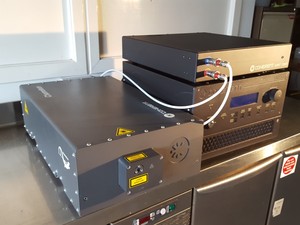 Thumbnail image of Coherent Chameleon Laser, Controller & Cooling Unit MRU 1000 VERDI-10W Lab