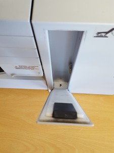 Thumbnail image of Varian ProStar Model 410 HPLC Autosampler Lab