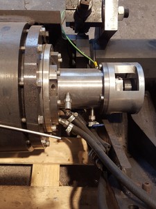 Thumbnail image of UHV Vacuum Chamber Balzers Lab Flanges EELS / VSW-EELS, Preparation