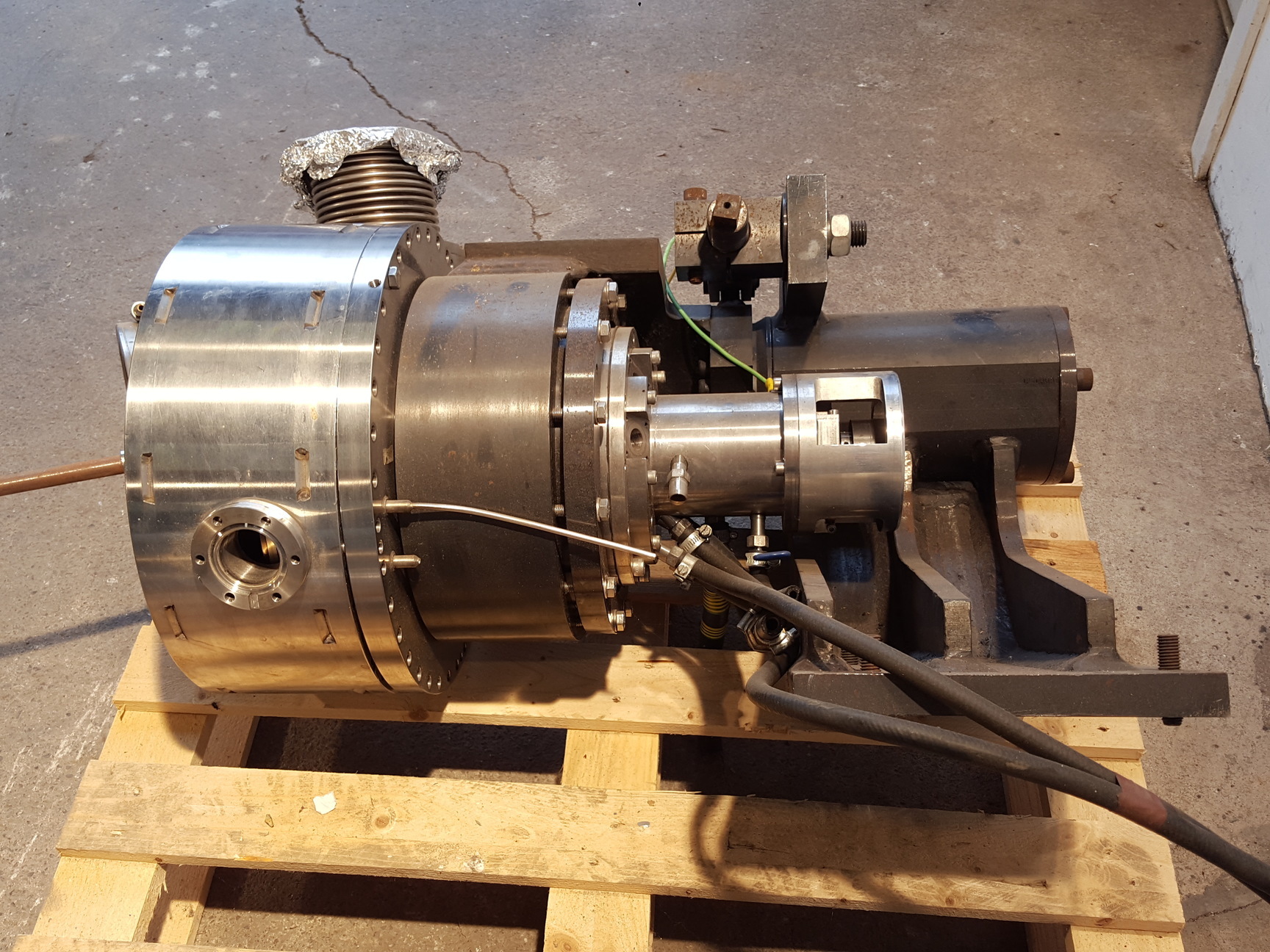 Image of UHV Vacuum Chamber Balzers Lab Flanges EELS / VSW-EELS, Preparation