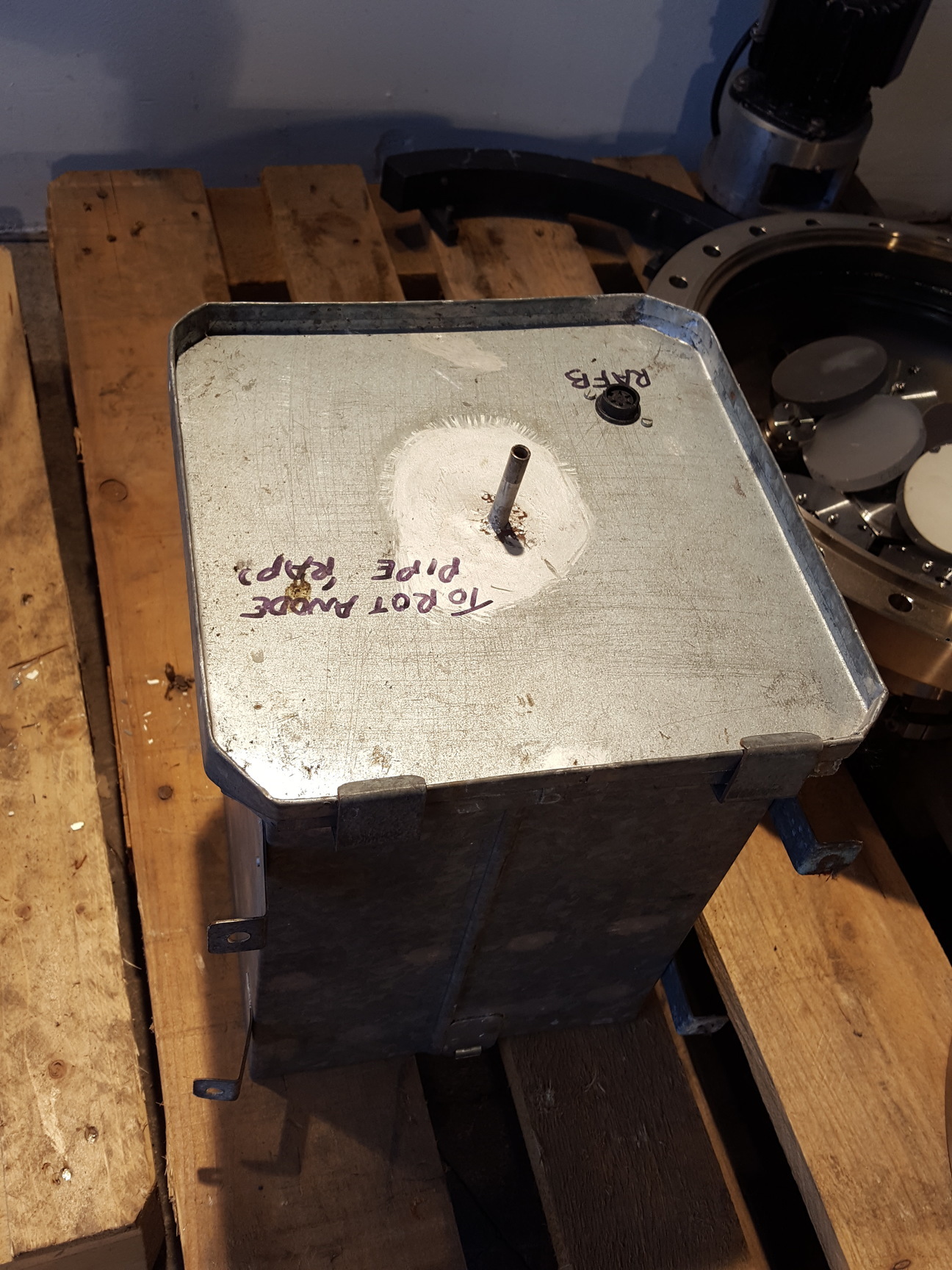 Image of UHV Vacuum Chamber Balzers Lab Flanges EELS / VSW-EELS, Preparation