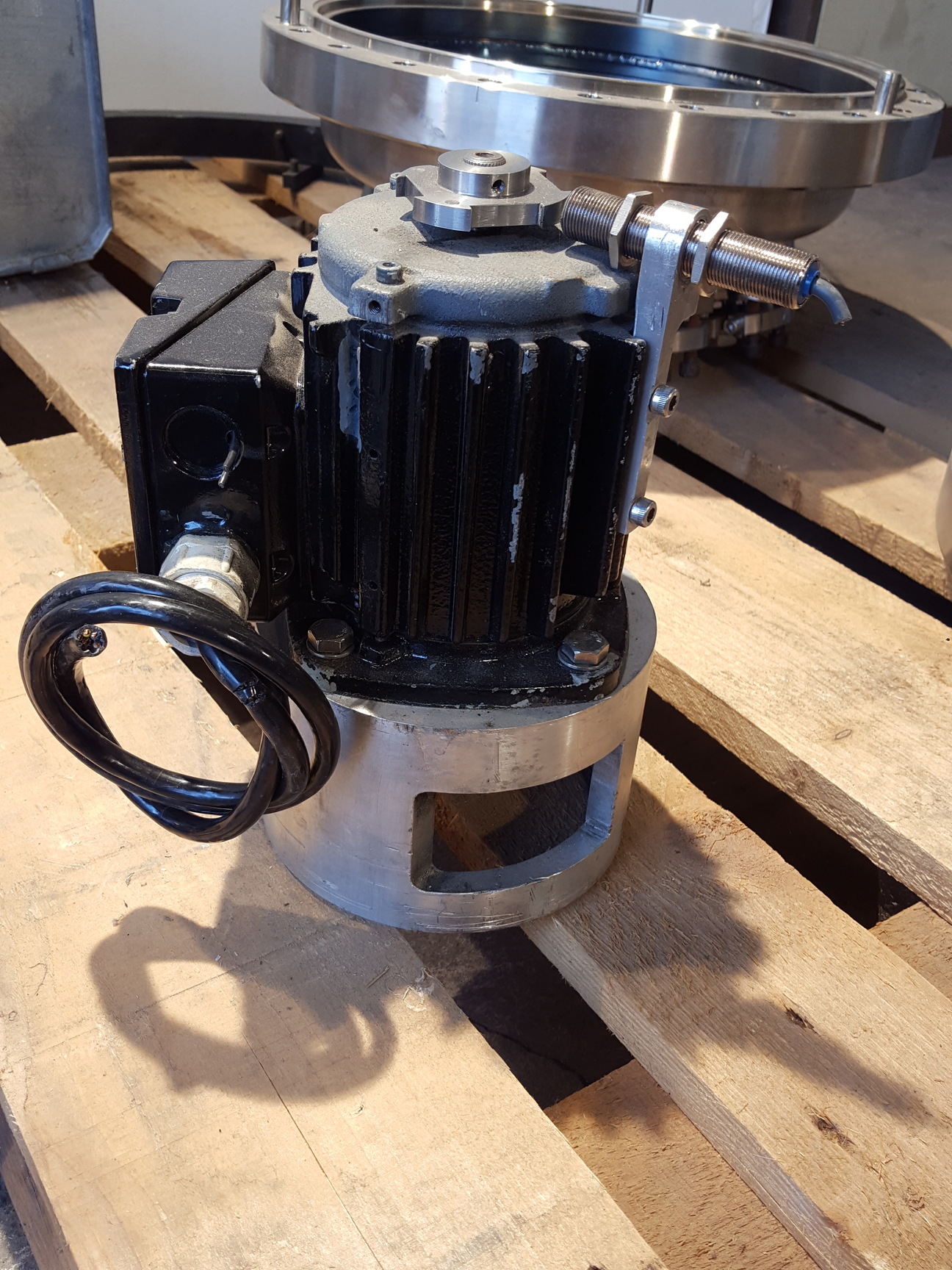 Image of UHV Vacuum Chamber Balzers Lab Flanges EELS / VSW-EELS, Preparation