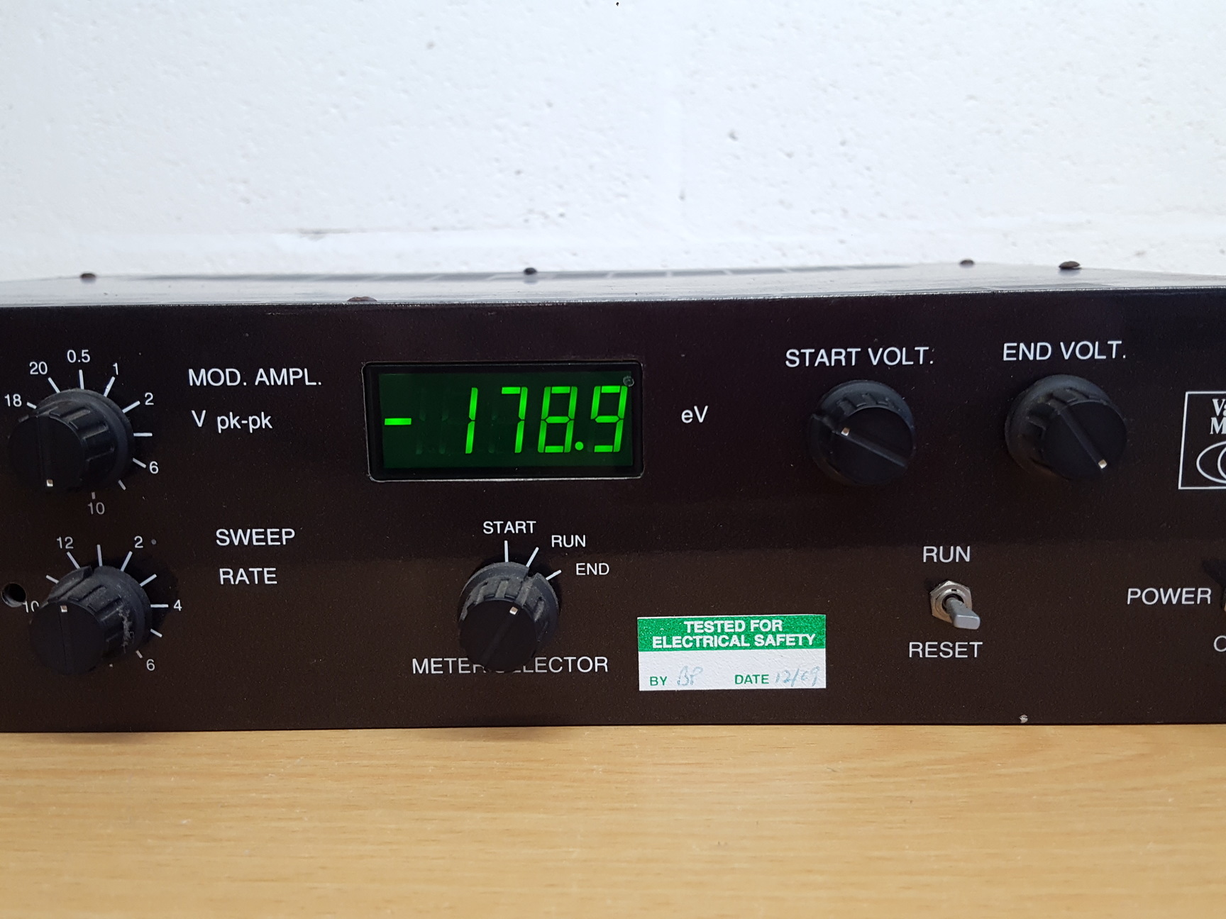 Image of OCI Vacuum Microengineering High Voltage Ramp Generator Model AUS200 Lab