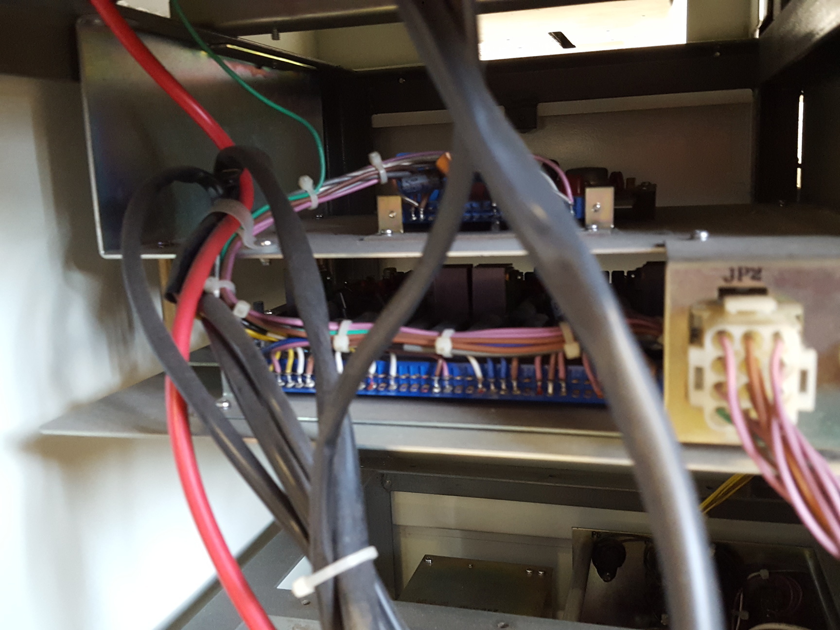 Image of ISI ABT Scanning Electron Microscope (SEM) ABT-55 Lab + Edwards VR5 Pump