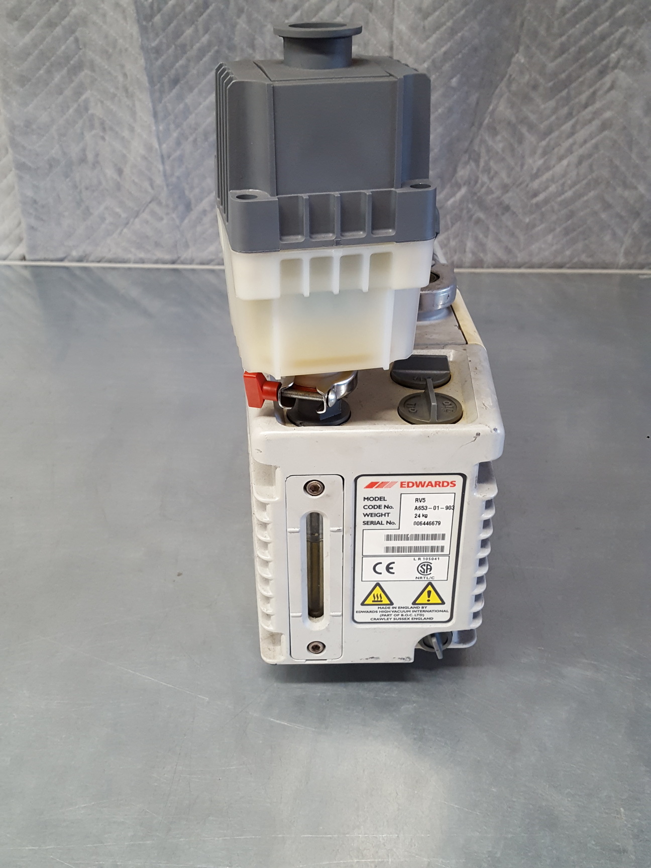 Image of ISI ABT Scanning Electron Microscope (SEM) ABT-55 Lab + Edwards VR5 Pump