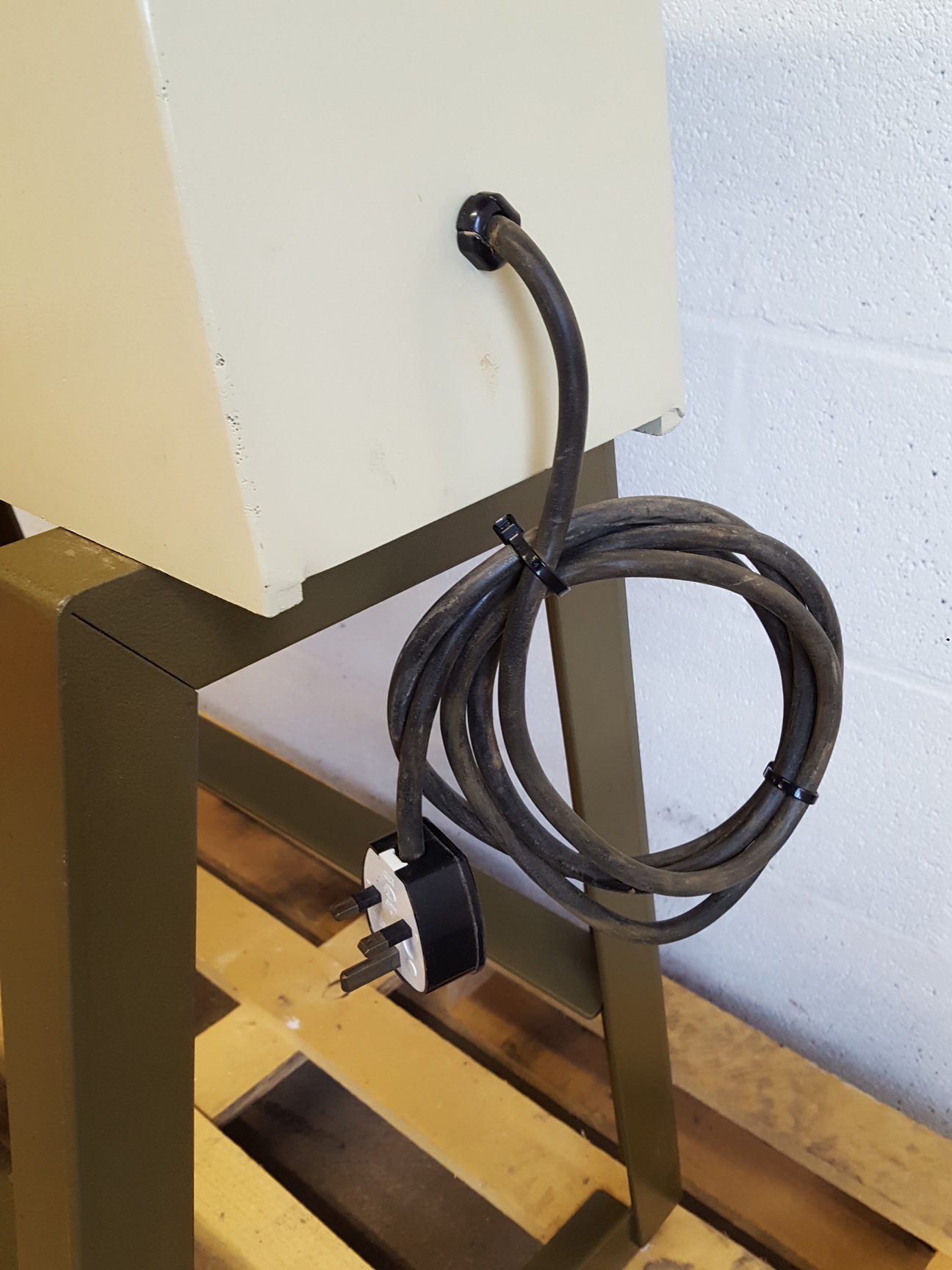 Image of Ademco 2226  Dry Mounting and Laminating Heat Press