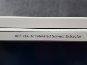 Thumbnail image of Dionex ASE 200 Accelerated Solvent Extractor System & Accessories Lab