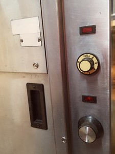 Thumbnail image of Victor Bain-Marie Catering Buffet / Servery Unit with Heat Lamps & Hot Cupboard