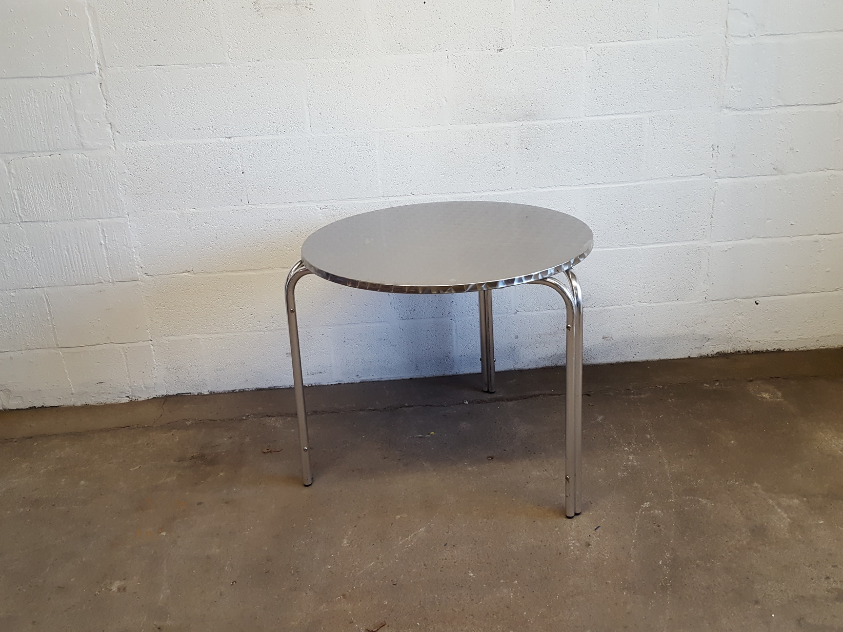 Image of 19 x Stainless Steel/MDF Cafe/Restaurant Tables (80cm Diameter ) 