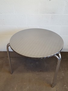 Thumbnail image of 19 x Stainless Steel/MDF Cafe/Restaurant Tables (80cm Diameter ) 