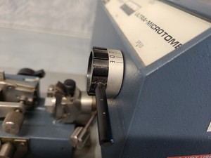 Thumbnail image of Cambridge Scientific Huxley Ultra-Microtome Mk2 Type 52281 Lab
