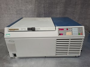Thumbnail image of MSE Mistral 3000E Benchtop Centrifuge + 3660RPM 4x 750mL Bucket Rotor Lab