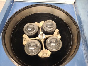 Thumbnail image of MSE Mistral 3000E Benchtop Centrifuge + 3660RPM 4x 750mL Bucket Rotor Lab