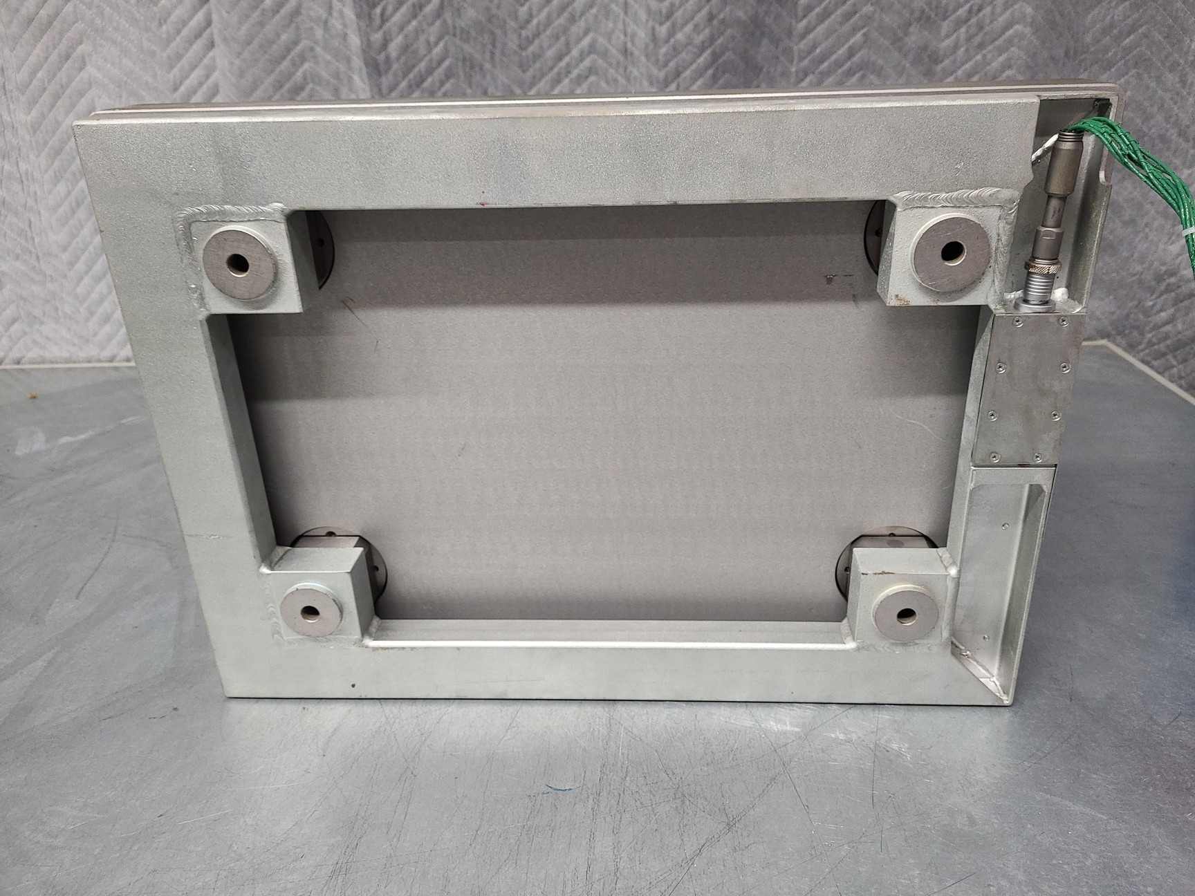 Image of Kistler 3D Biomechanics Force Plate Type 9286B &  9863A 8-Channel Unit Lab 9281B