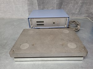 Thumbnail image of Kistler 3D Biomechanics Force Plate Type 9286B &  9863A 8-Channel Unit Lab 9281B