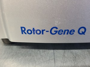 Thumbnail image of QIAGEN Rotor-Gene Q Real-Time PCR RT-PCR System + Rotors Lab