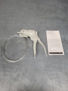 Thumbnail image of Thermo Scientific Nalgene Repairable Hand Vacuum Pump 6131-0010 Lab