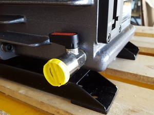 Thumbnail image of Edwards E2M40 Vacuum Pump Lab