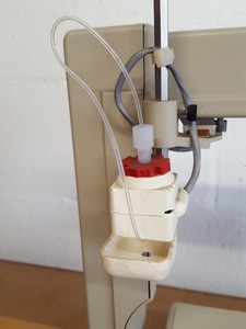 Thumbnail image of Varian ProStar HPLC System - Modules 500, 210, 701, 410, 325 UV/VIS Detector Lab