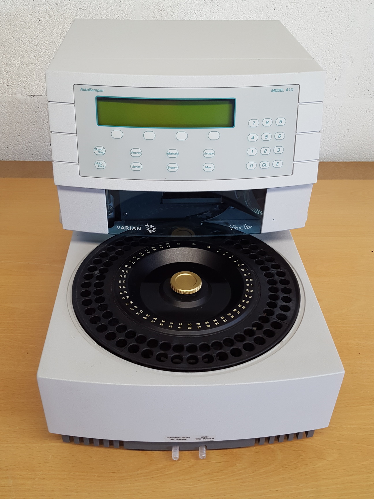 Image of Varian ProStar HPLC System - Modules 500, 210, 701, 410, 325 UV/VIS Detector Lab