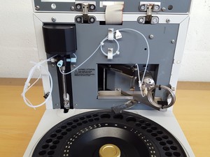 Thumbnail image of Varian ProStar HPLC System - Modules 500, 210, 701, 410, 325 UV/VIS Detector Lab
