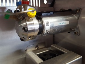 Thumbnail image of Varian ProStar HPLC System - Modules 210, 701, 410, UV/VIS Detector 325, 500 Lab