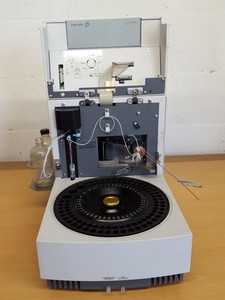 Thumbnail image of Varian ProStar HPLC System - Modules 210, 701, 410, UV/VIS Detector 325, 500 Lab