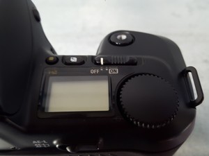 Thumbnail image of NIKON F-601 AF SLR 35MM Film Camera Boxed