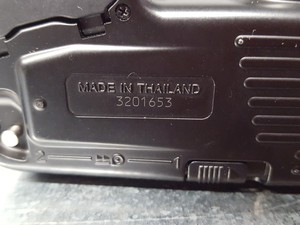 Thumbnail image of NIKON F-601 AF SLR 35MM Film Camera Boxed