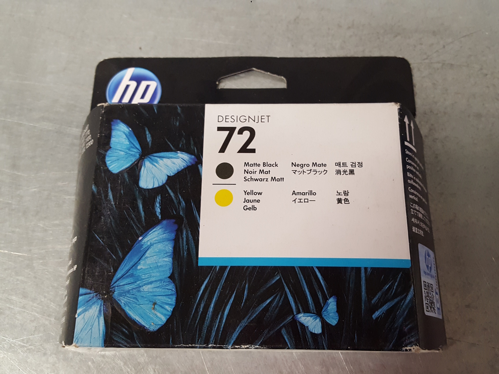 Image of Pair of HP 72 Printheads Yellow / Matte Black & Gray / Photo Black