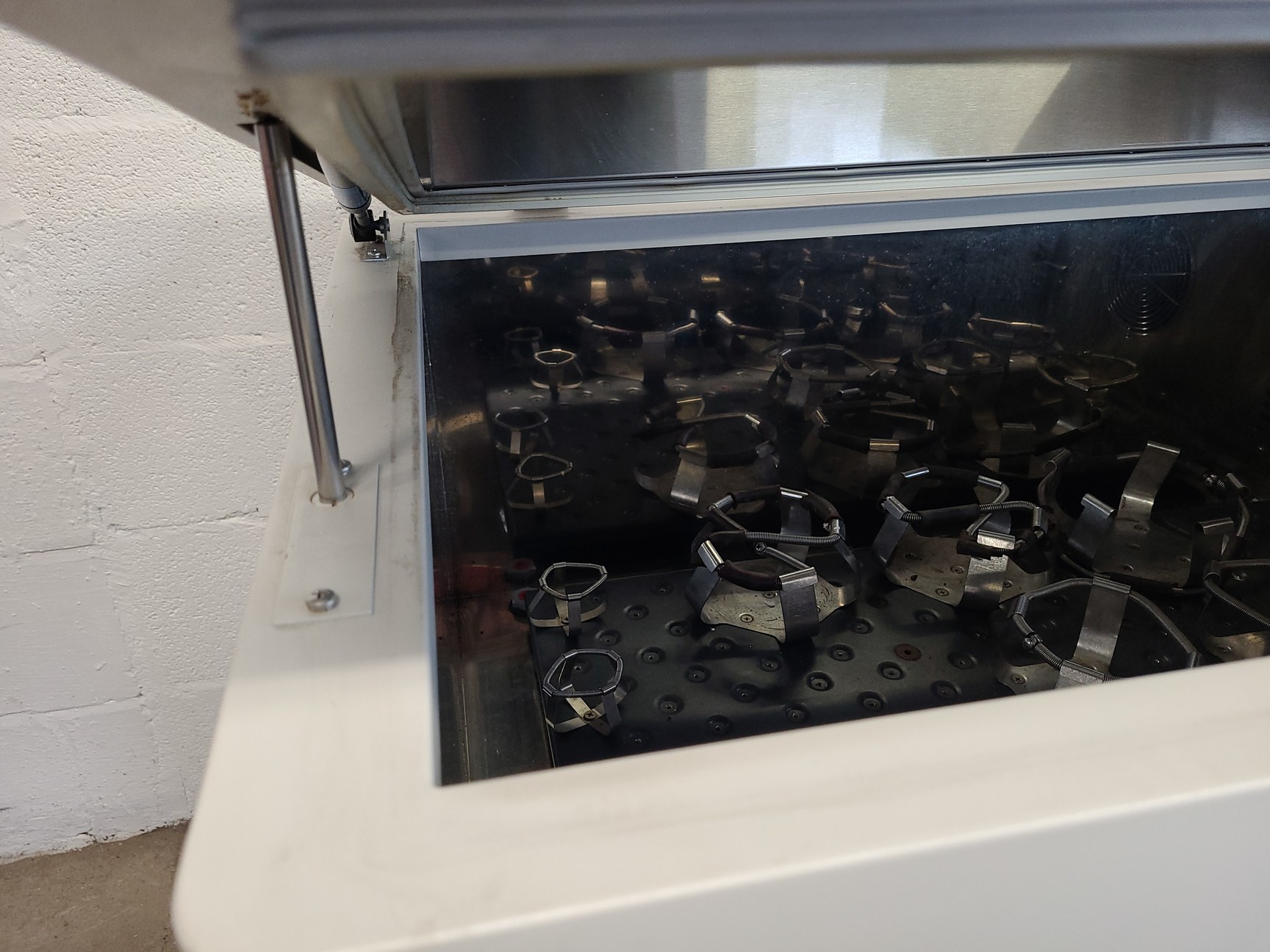 Image of New Brunswick Innova 4330 Refrigerated Incubator Shaker Lab Spares/Repairs